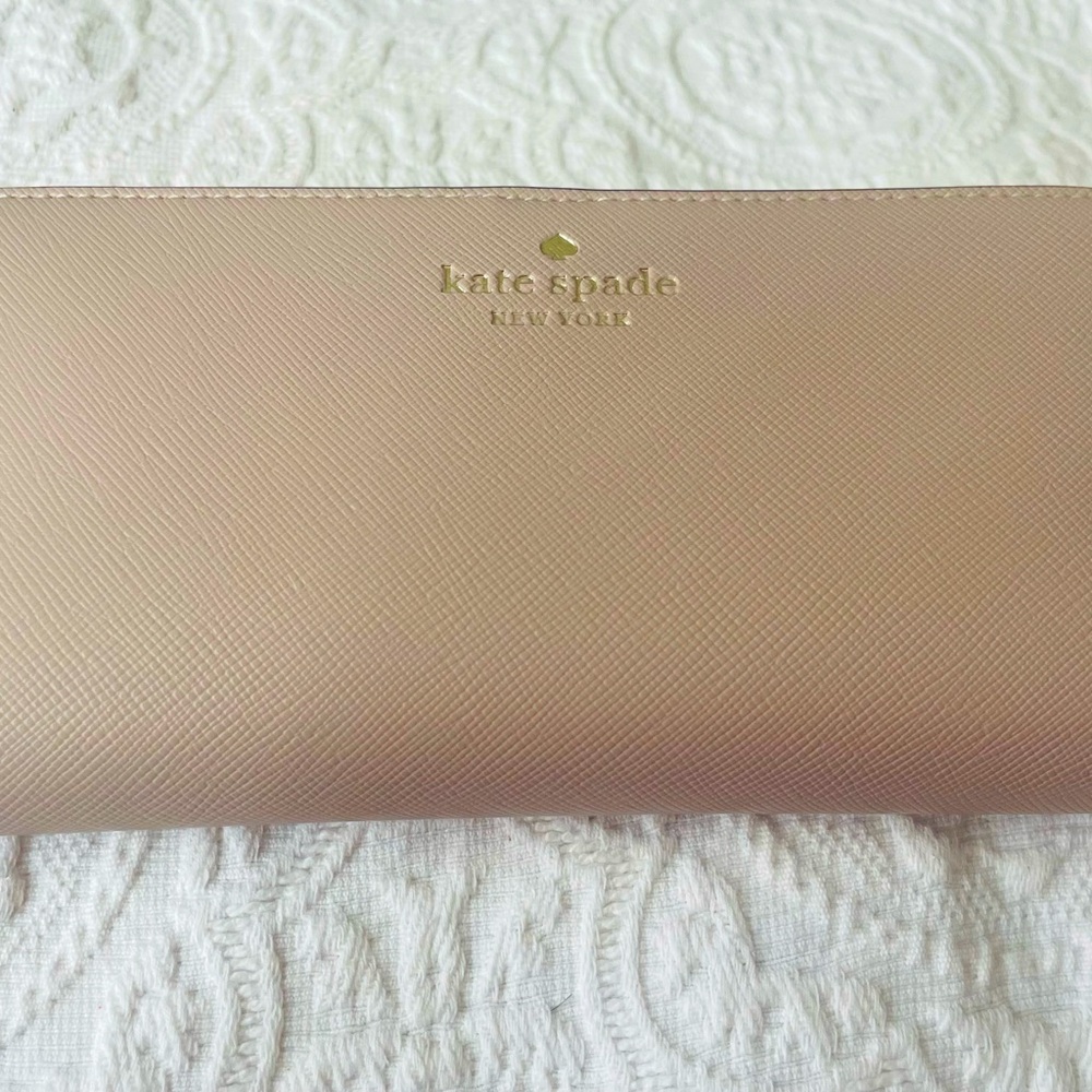 Kate Spade ♠️ Wallet